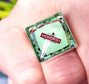Unique MONOPOLY BOARD RING adjustable RETRO gift boxed PROPERT estate agent GAME - Picture 1 of 2