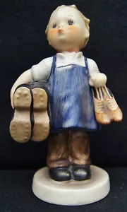 Statuina porcellana HUMMEL GOEBEL #143/0 stivali 5" TMK-3 - Foto 1 di 5
