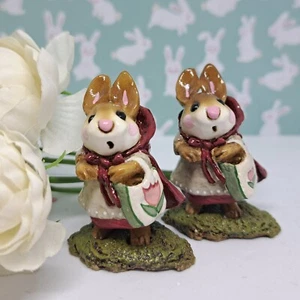 Wee Forest Folk Bunny B-13 - Día de viento con tulipán en bolsa (solo una estatuilla) - Imagen 1 de 10