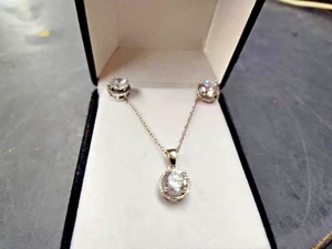 Silver Necklace & Earring Set - 18" Adjustable Chain - Picture 1 of 6