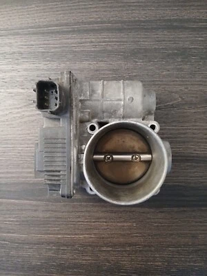 Cuerpo del acelerador 2002-2006, Nissan Altima 2,5 L, Sentra y X-Trail, SERA576-01 Foto 1 de 4