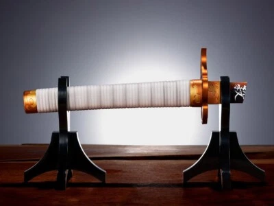 Proplica Demon Slayer Kimetsu no Yaiba Kyojuro Rengoku's Broken Nichirin Sword - Image 1 of 3