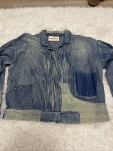 💕💕 Magnolia Pearl Tucker Cotton Denim Jacket Sanforized Amazing 💕💕 - Picture 1 of 13