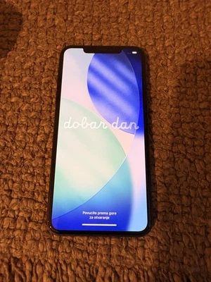 Apple iPhone 11 Pro Max 64GB Smartphone Unlocked Midnight Green - Image 1 of 4