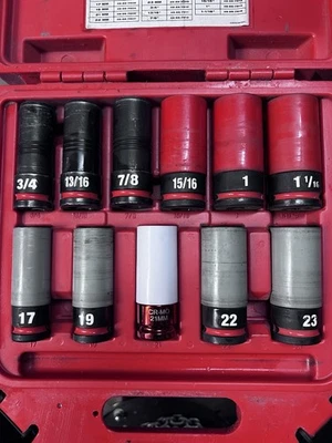 Milwaukee SHOCKWAVE Impact Duty 11Pc Socket Set - Red/Gray (49-66-7833) - Image 1 of 4