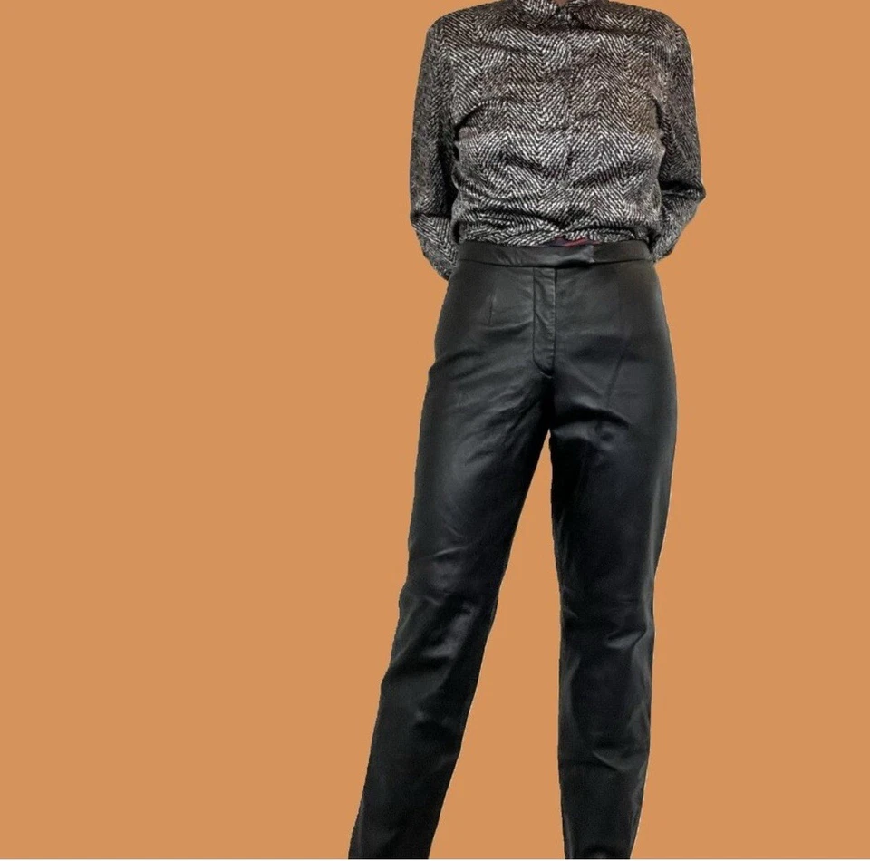 Vintage Black 100% Leather Pants. Fully Lined, Professionally Cleaned. Sz 8 - Image 1 of 4