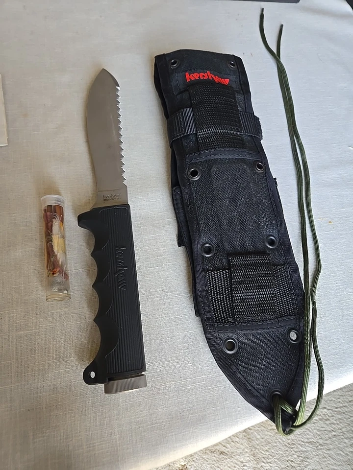 Cuchillo de supervivencia Kershaw 1005 con muchos extras Foto 1 de 4