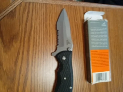 Gerber Firestorm 折叠刀平边,全新,已停产,非常罕见!! — 第 1/4 张图片