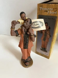 Young’s Father Giving Huckepack Figur - Bild 1 von 5