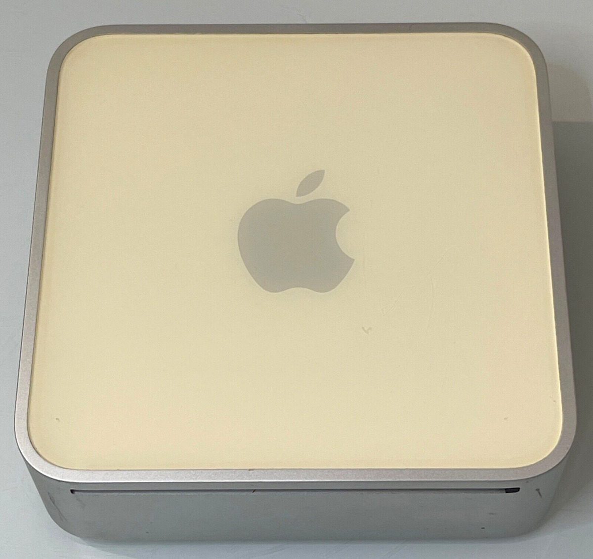 Apple Mac mini 2006 Apple Desktops & All-In-One Computers Apple Mac mini 2006 Apple Desktops & All-In-One Computers