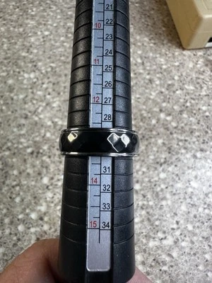 Anillo Spikes Titanio Color Ónix 8mm Titanio Sólido Banda Para Hombre Talla 13 Foto 1 de 3