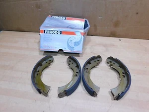 FOR ALFA ROMEO ARNA 1983-1986 1.2 1.3 1.5 PETROL REAR BRAKE SHOES - Picture 1 of 3