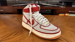 Nike Air Force 1 High '07 LV8 Sail 2017 Gym Red 806403-101 Gum AF1 Hi one Sz 9.5 - Picture 1 of 14