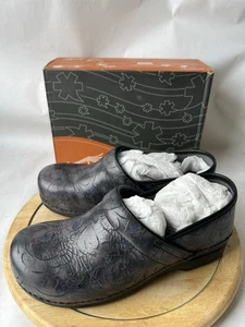 NEW Women’s DANSKO Pro XP Vine Dark Plum Clog Shoes - EU Size 41/US Size 11 - Picture 1 of 10