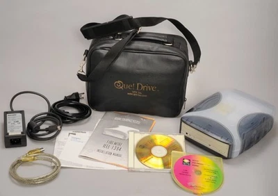 Que! Fire Drive External 12x CD-RW Firewire W/ Cables-Case-Software & manual - Image 1 of 4