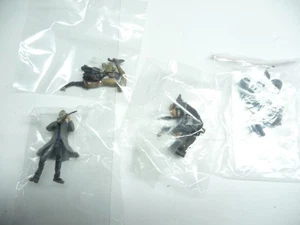 McFarlane Walking Dead Walker Horde Zombies 1:32 Plastic .DEAL!!! - Picture 1 of 5