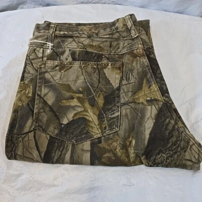 Outfitters Ridge Realtree Hardwoods Camo Large 38-30 Denim Hunting Pants Jeans - Image 1 of 4