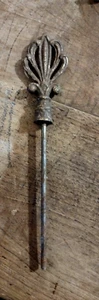 ART DECO CAST IRON REITICULATED LAMP FINIAL AND ROD - Picture 1 of 2