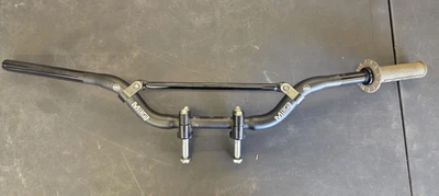 Guidão Mika Metals Yamaha YZ125/250 - Imagem 1 de 3