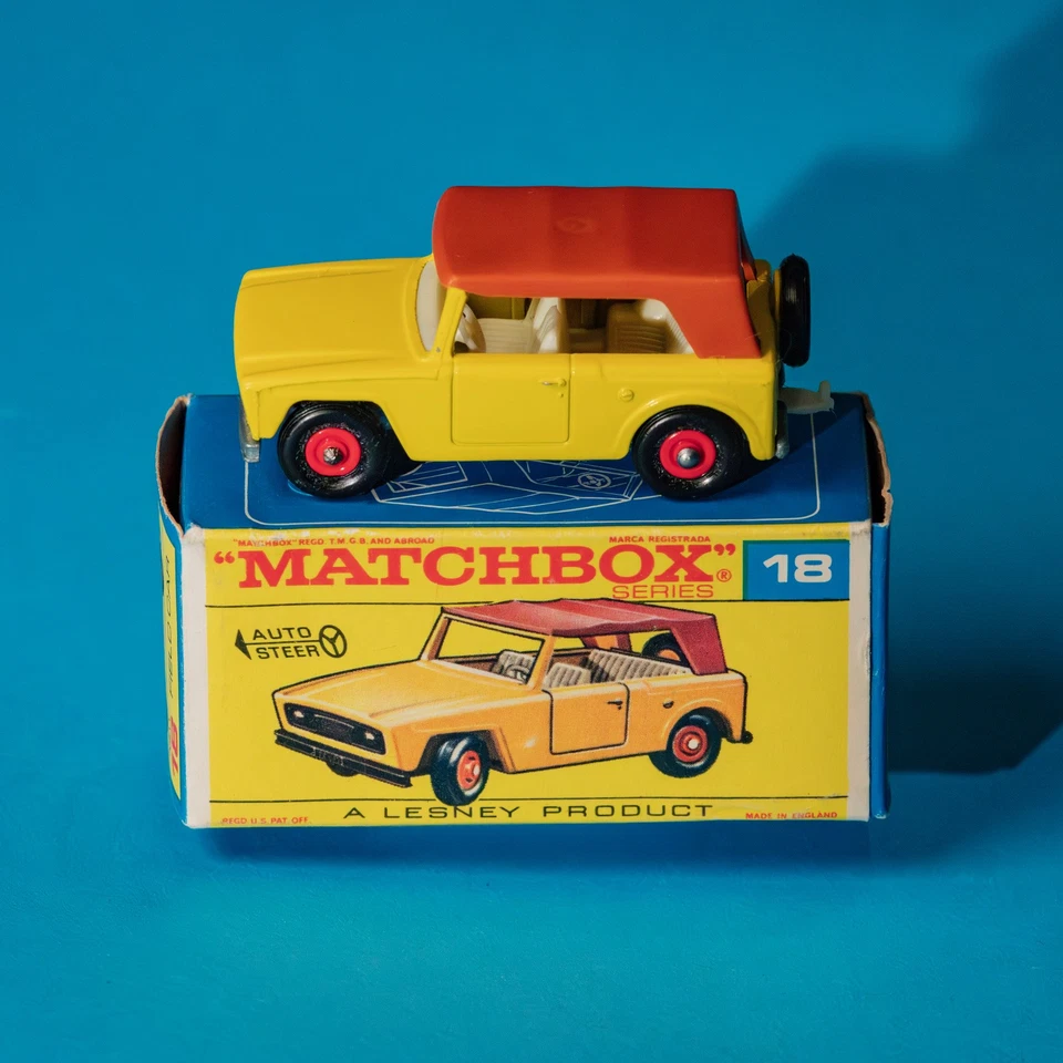 Matchbox ruedas regulares / MB 18 C3 / coche de campo / 1969 sin usar, en caja / pintura realmente limpia Foto 1 de 4