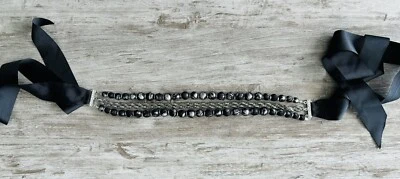 白宫黑市罗缎丝带串珠珍珠水钻链带 — 第 1/4 张图片