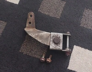 VECTRA C 1.9cdti PRE CAT SUPPORT BRACKET EXHAUST SUMP BRACKET 55189180 5850475 - Picture 1 of 2