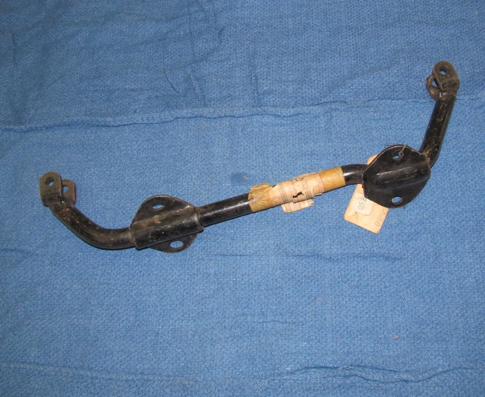 Nuevo de Lote Antiguo 1969 HONDA CL175 ESTRIBA SOPORTE BARRA DE PASO 50610-307-01 CL 175 69 Pillones Foto 1 de 1