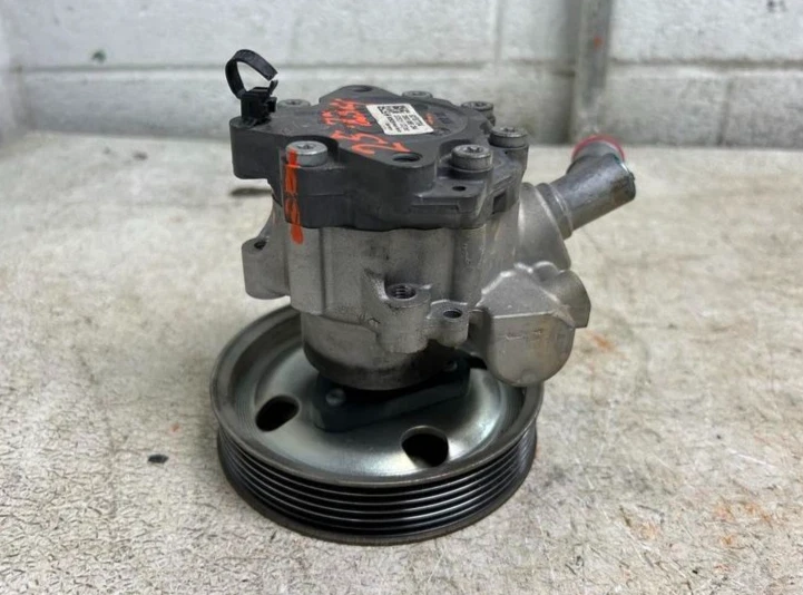 2014 2019 Ram Promaster 1500 2500 3500 Power Steering Pump 3.6L Used Foto 1 de 4