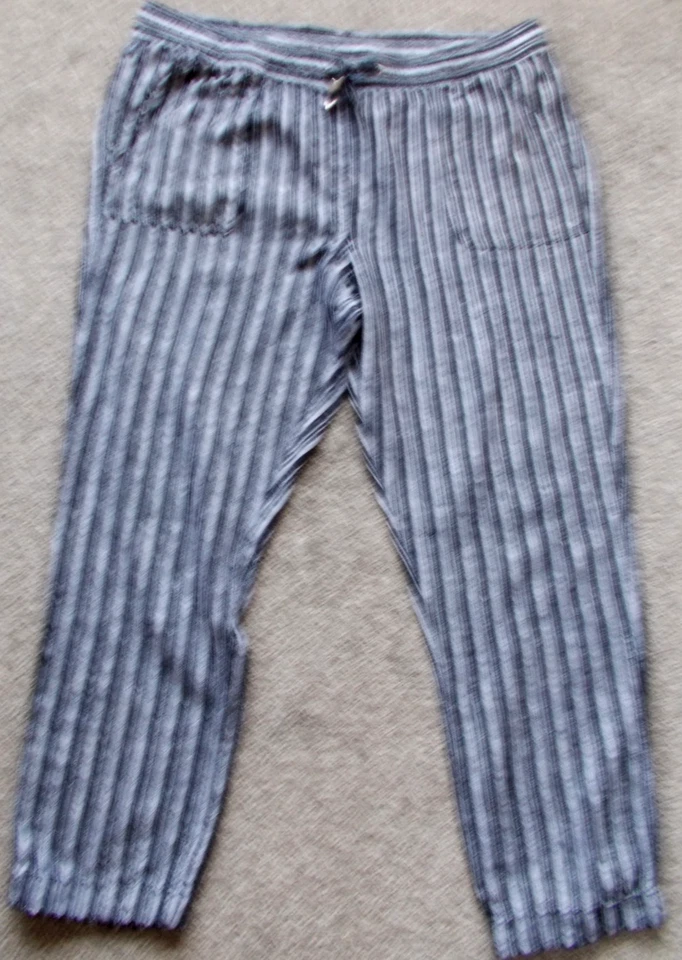 M & Co petite, Ladies black/grey striped Trousers, elasticated/tie waist,Size 16 - Image 1 of 4