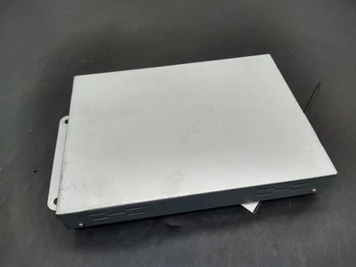 2004 - 2007 Jaguar XJR Video Player Moule OEM  - Image 1 of 4