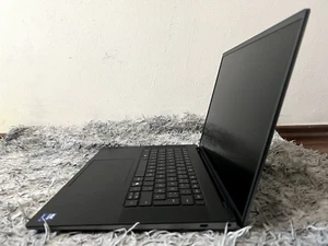 Dell Precision 5690 Core Ultra 7 165H / 32 GB / 1 TB /RTX 2000ADA - Photo 1/6