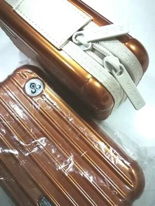  THAI AIRWAYS ROYAL FIRST CLASS SEALED RIMOWA AMENITY TRAVEL KIT BROWN COLOUR - Picture 1 of 5