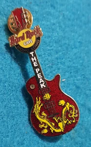 GUITARRA VERTICAL HONG KONG the PEAK GOLDEN CHINA DRAGON RED PIN Hard Rock Café - Imagen 1 de 1