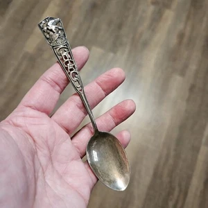 ANTIQUE STERLING SILVER CHICAGO SOUVENIR SPOON 5 5/8" - Picture 1 of 11