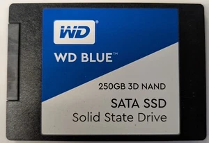 Western Digital WD Blue 3D NAND 250GB SATA III 6Gb/s 2.5” - WDS250G2B0A - Picture 1 of 2
