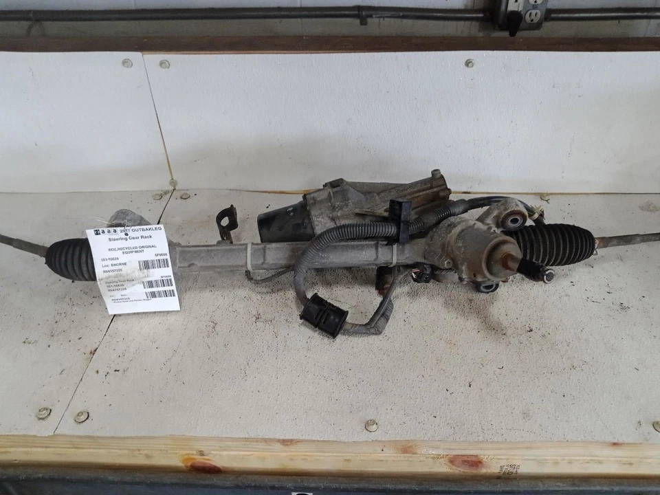 Engranaje de dirección asistida/rack y piñón Legacy Outback Sku #4157395 Foto 1 de 4