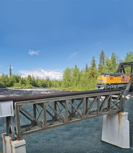 Walthers 933-4520 HO Single-Track Pratt Deck Truss Railroad Bridge Kit - Picture 1 of 2