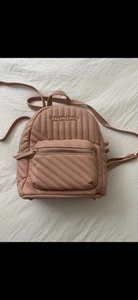 Mochila para mujer Valentino cuero vegano melocotón | Básicamente nueva, rara vez usada - Imagen 1 de 2