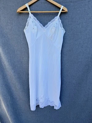 "Vestido sin mangas vintage Shadowline blanco floral encaje acento novia busto de 36""" Foto 1 de 4