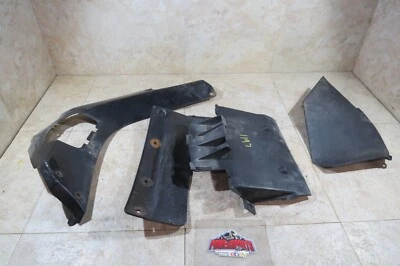 2009 ARCTIC CAT BEARCAT 570, SNOW FLAP GUARD WITH TUNNEL CLOSE OUT (OPS1197) Foto 1 de 4