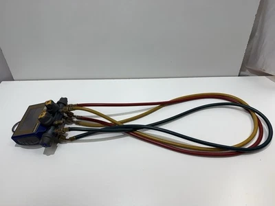 Colector digital TITAN 40870 Yellow Jacket P51-870 con mangueras *Envío GRATIS* Foto 1 de 4