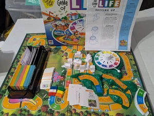 Das Spiel des Lebens Milton Bradley 2005 klassisches Brettspiel Kinder Familie vollständig - Bild 1 von 9