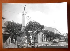 Cartolina Cellole (Caserta) - Corso Freda e Monumento ai Caduti - 1955 ca. - Foto 1 di 1