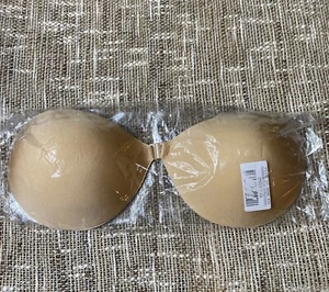 Women's Sticky Push Up Backless Strapless Adhesive Bra W/Nipple Covers, New - Picture 1 of 3