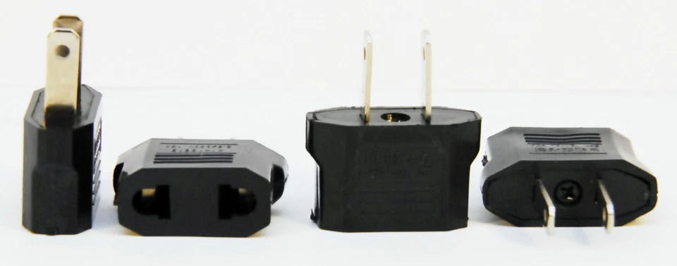 Adaptador cargador enchufe plano de viaje 4 X 220V a 110V para uso en EE. UU. CHINA JAPÓN Foto 1 de 1