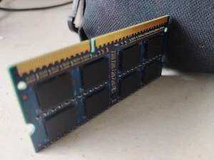 Nanya NT1GT64U8HB0BY-25C (1000 MB, DDR2 RAM, SO DIMM 240-pin) RAM Module - Picture 1 of 4