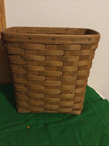 Vintage 1985 Longaberger Wall Hanging Basket Large Signed Cover