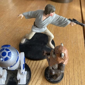 Star Wars Figure Bundle Small Approx 2"-3" Finn Han Solo Plus 2 More Figures - Picture 1 of 5