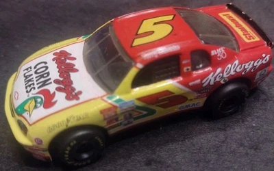 1995 Matchbox NASCAR Terry Labonte Kelloggs 5 1:64 Diecast Stock Car Monte Carlo - Image 1 of 4