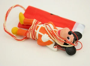 Durham Parachutist Mickey Mouse Club Figure - Walt Disney Productions No.1515 - Picture 1 of 3